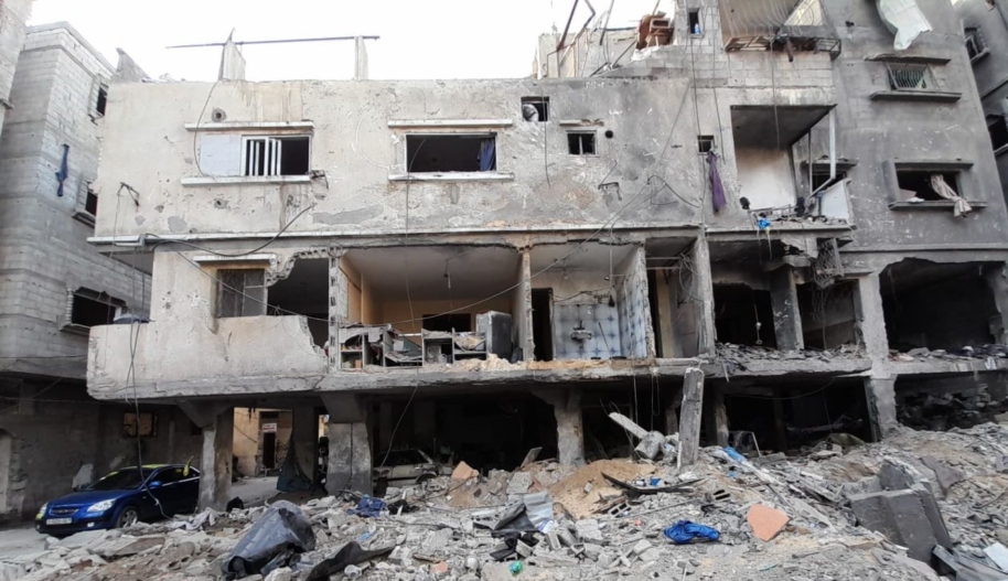 Damage caused to the Abu Mu’eileq family home by air strikes in Gaza. Photo by Amnesty International.